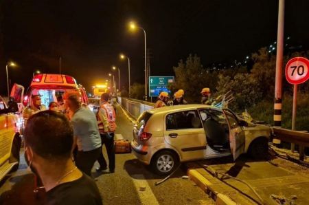 مصرع شاب من جسر الزرقاء بحادث سير ذاتي